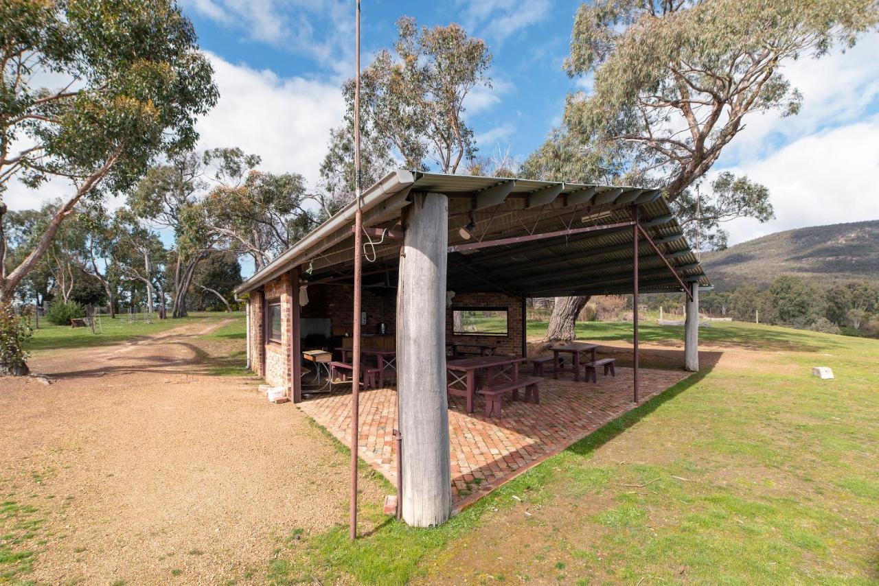 Grampians Pioneer Cottages Голлс-Гап Екстер'єр фото